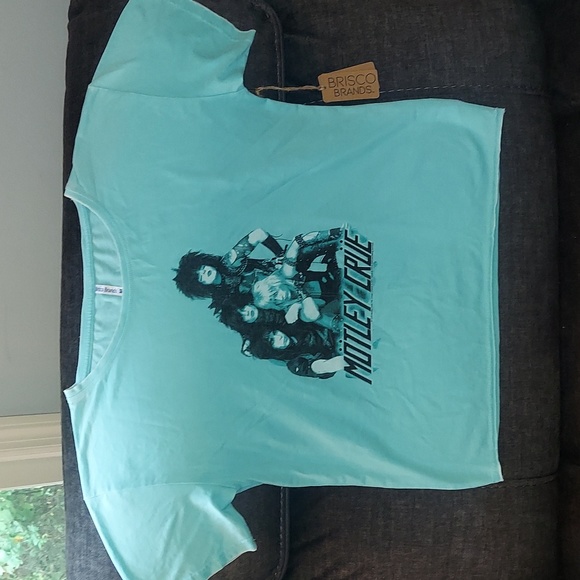 Motley crue tshirt scoop neck NWT - Picture 2 of 5